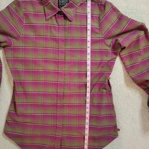Burton Dryride Blitz Flannel. Snowboarding. Pink and green. Womens M - Picture 10 of 10